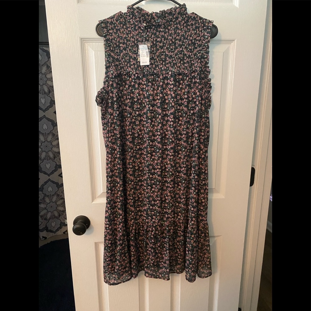 Size XXL( fit is more XL)  sleeveless summer/fall dress